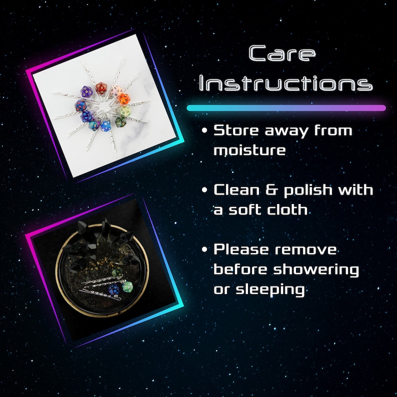 Op de afbeelding: Een set kleurrijke dobbelstenen haarclips met instructies voor de verzorging ervan. De instructies omvatten het opbergen op een droge plaats, het reinigen en polijsten met een zachte doek en het verwijderen voor het douchen of slapen.
