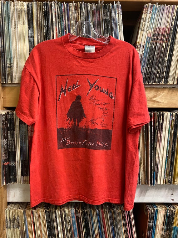 NEIL YOUNG 1993 Tour T-shirt HARVEST Moon Booker T