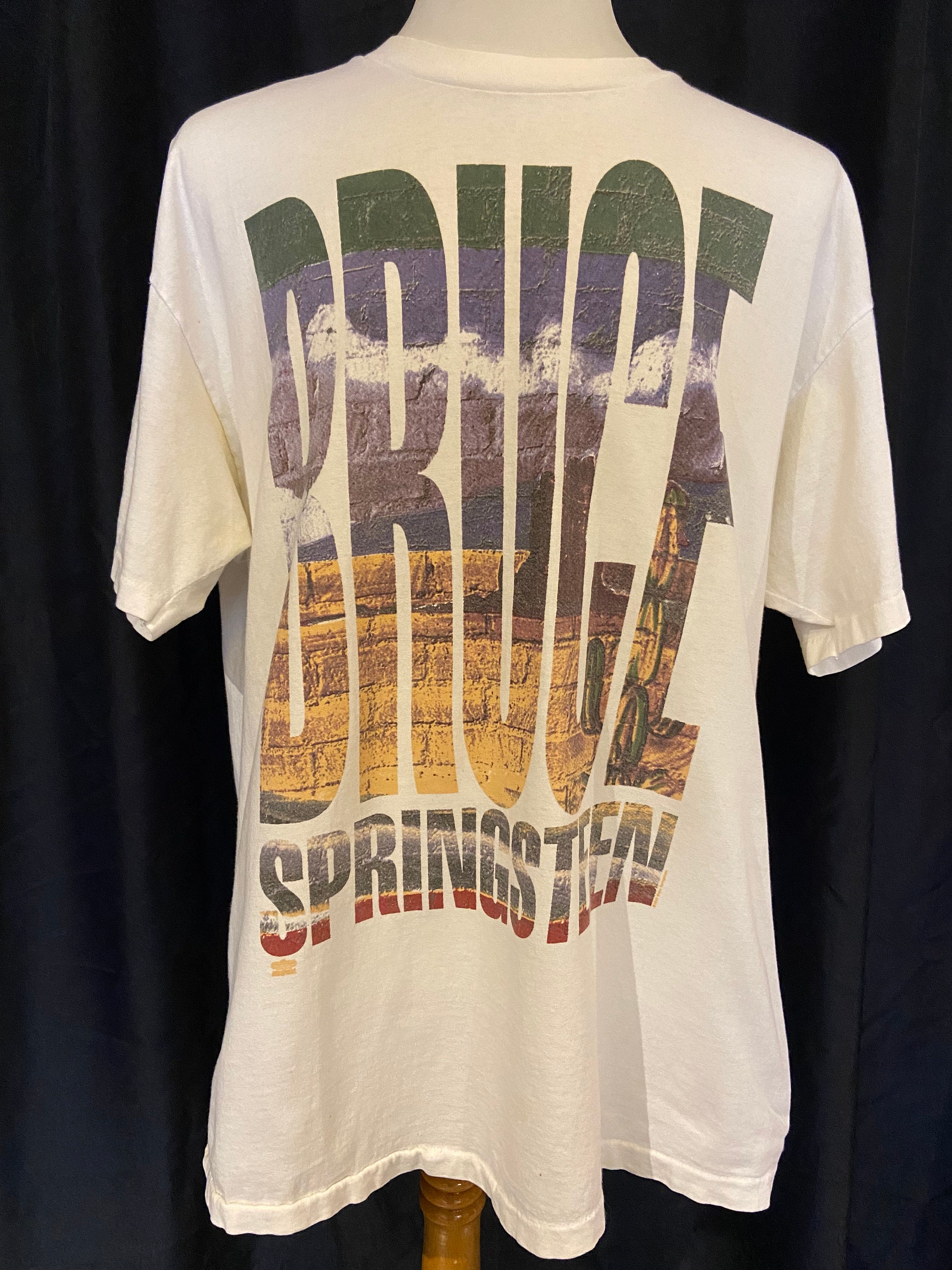 VINTAGE BRUCE SPRINGSTEEN BORN IN THE USA 1985 TOUR SHIRT
