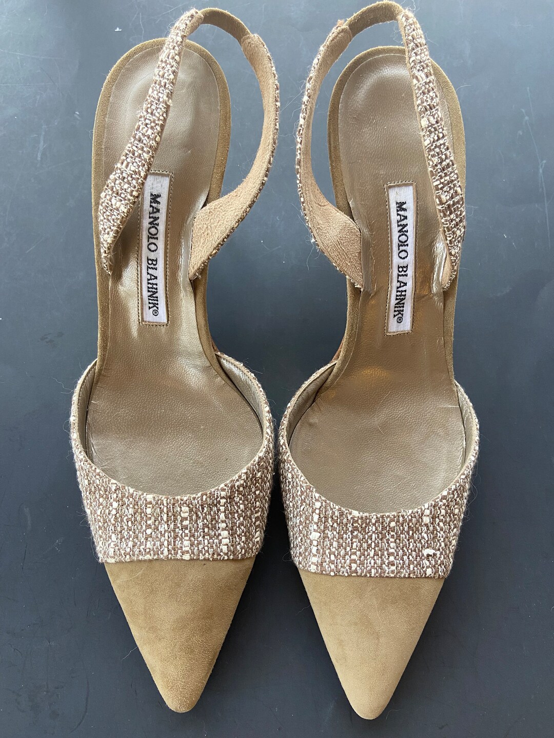 MANOLO BLAHNIK ゴールドビジューサンダル　サイズ37 Vintage Manolo Blahnik Metallic Gold Sling Back Sandal 3