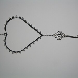 Key to my Heart , Art hanging