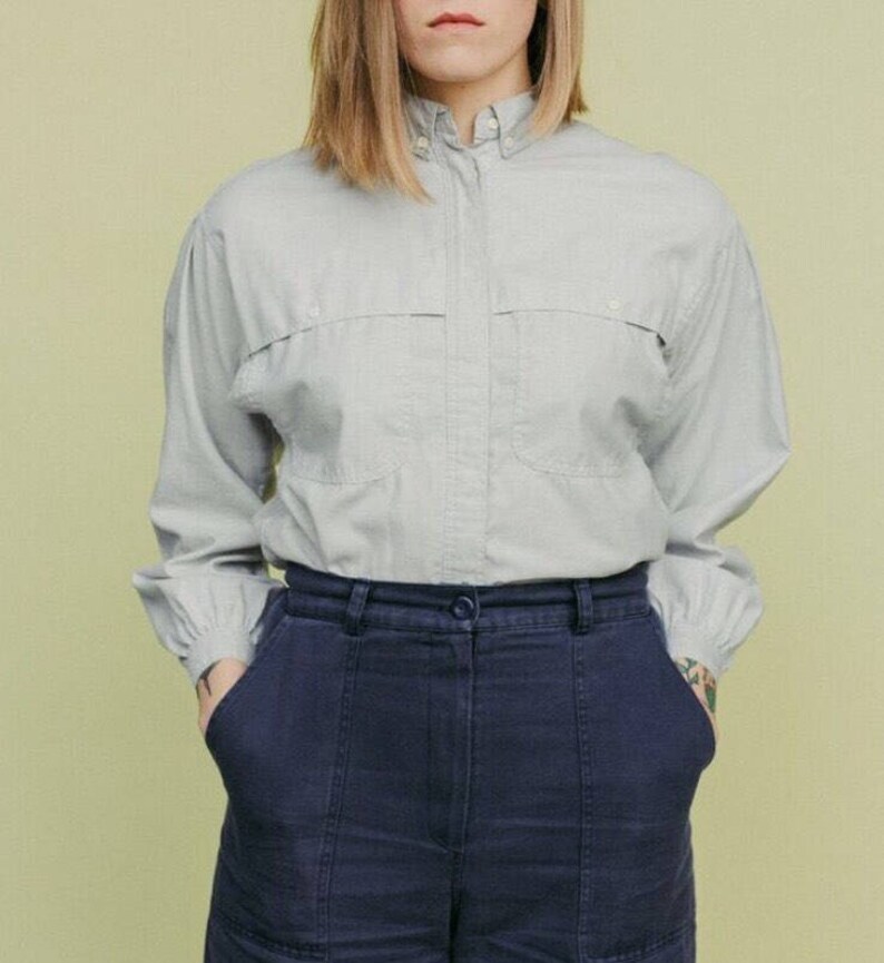 Vintage blue cotton minimalist button down womwns medium m