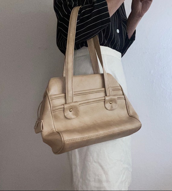 vintage pale tan faux leather shoulder bag