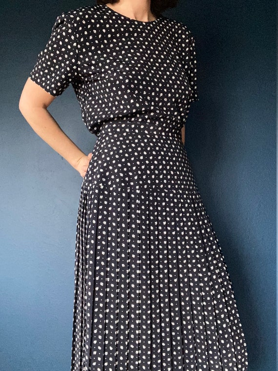 vintage two piece pleated skirt set size US 10
