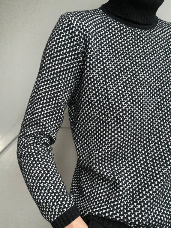 Vintage cotton black and white knit turtleneck - image 1