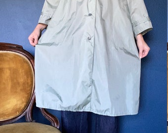 totes lightweight rain jacket