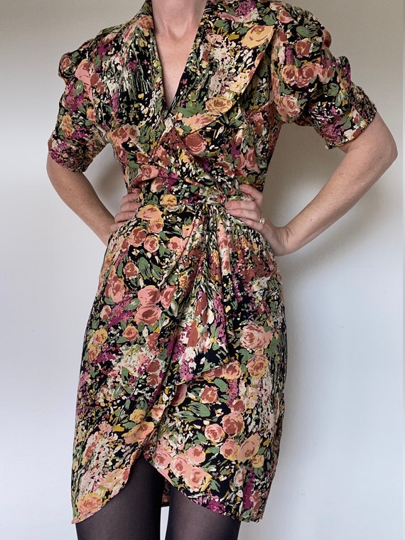 vintage floral painterly wrap dress size us 6 - image 1