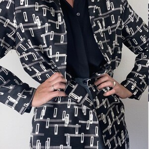 vintage black and white pattern jacket size us 12 image 2