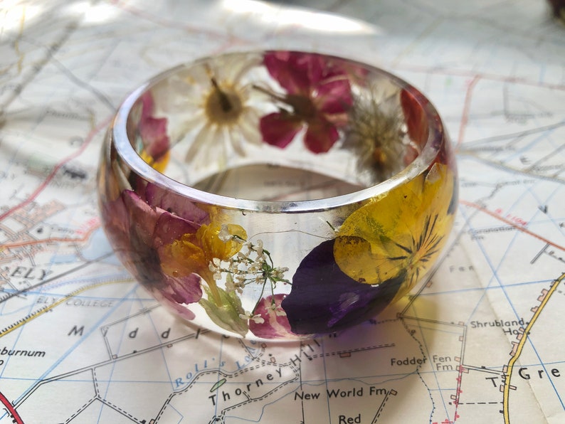 English Meadow curved bangles by Tallulah does the Hula featuring real pressed wildflowers image 5