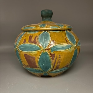 Cookie Lidded Jar