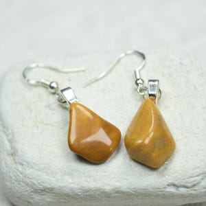 Custom Tumbled Yellow Jasper Stone Dangling Earrings - 1 Set