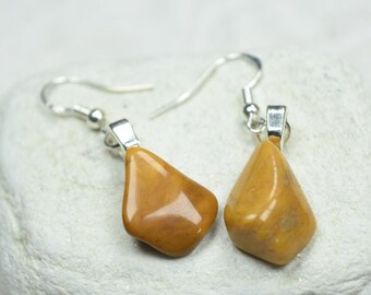 カスタムタンブルイエロージャスパーストーンダングルイヤリング - 1セット