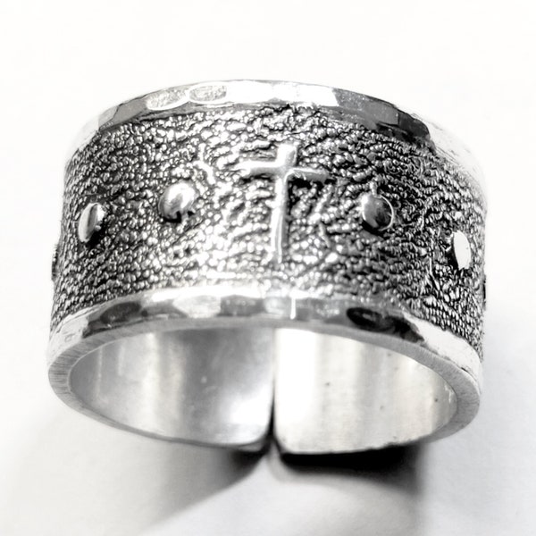 Rosary style aluminum band ring with cross design and 10 dots, blackened, polished with hammered edge and personalized text