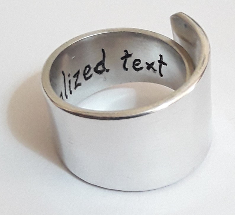 Open aluminum band ring with engraved heart, glossy finish, with internal custom text. Mother's Day gift, Mom gift. image 5