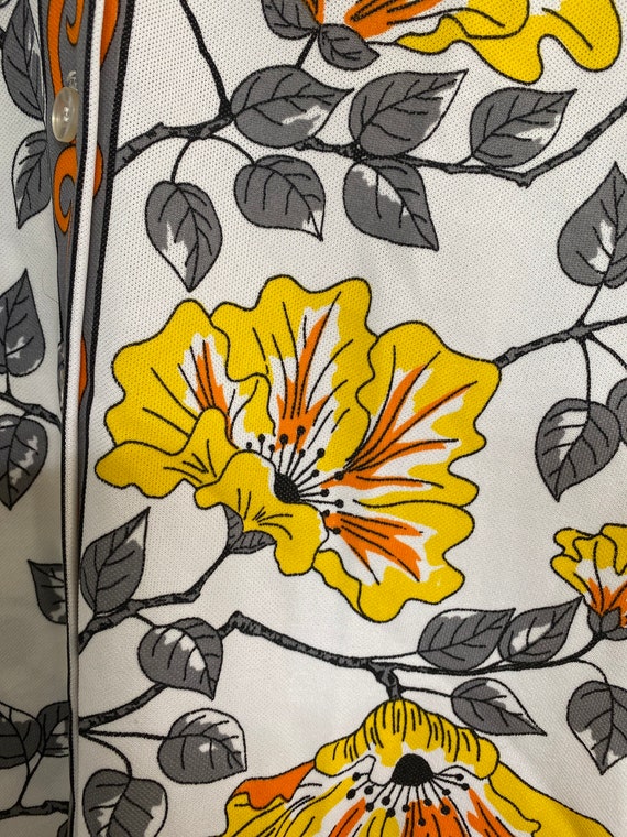 100% Textured Polyester Double Knit Button up shi… - image 2