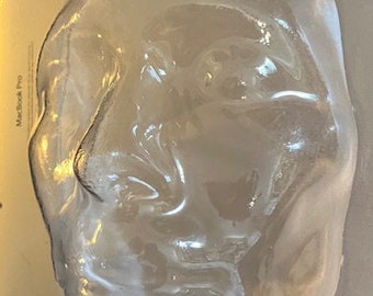 Durchsichtige Muschelschale für Masken oder Cosplay.
