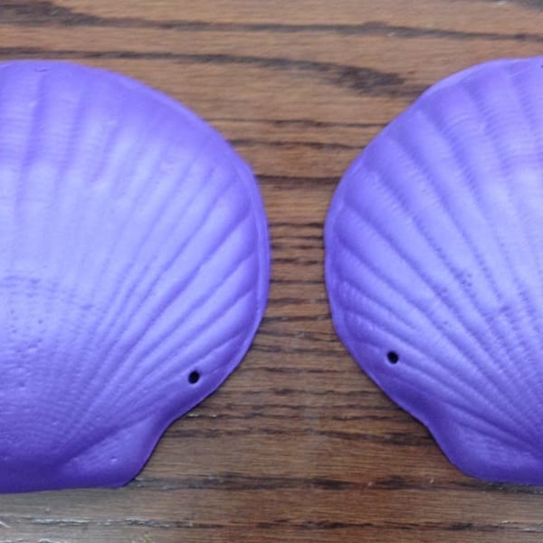 Foam mermaid shell bra covers.