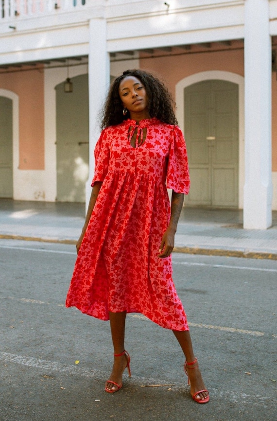 Floaty clearance red dress