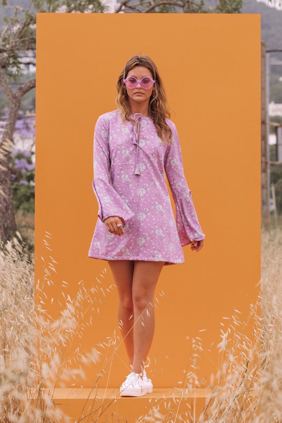 ALETA Bell Sleeve 70s Mini Dress Retro Lavender Floral Print