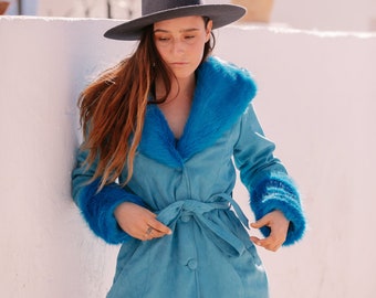 THE DUCHESS AZUL // Short Princess Penny Lane Coat // Bright Faux Fur Trim Jacket