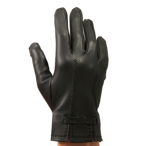 Handmade brown lambskin leather gloves for shops women. Warm gloves. Winter gloves. Really soft and elegant. Gift for her.