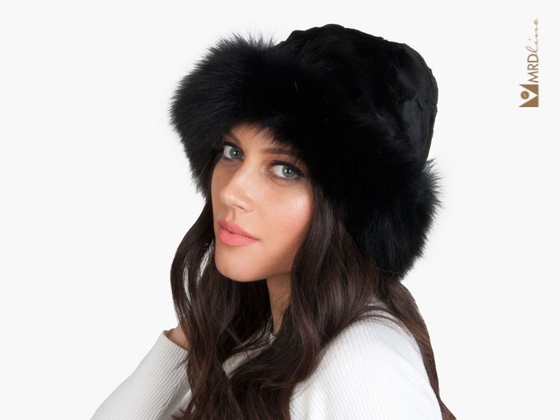 Winter hat Fur beanie Cloche fur hat Gift for her. Skull fur cap Warm fur hat for winter Women/'s mink fur hat with fox cuff