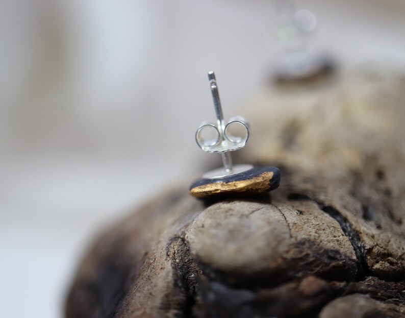modern earrings minimalist earring black porcelain earrings gift for her black stud earrings Earrings black porcelain and gold 12 kt