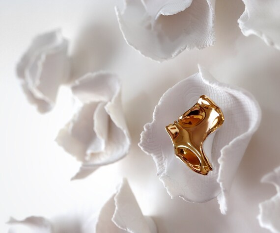 Set of 12 3D MICRO tiles, white porcelain flower wall art, gold 24 kt details, interior design art, minimal contemporary wall art.