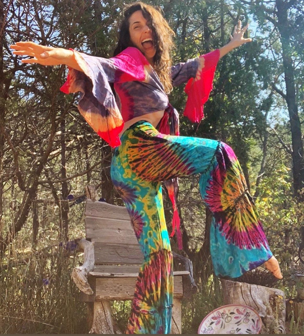 Bell bottom tie dye deals pants