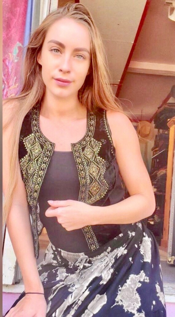 Vintage Velvet Tribe Vest Small