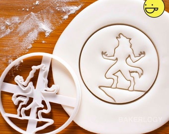 Werewolf cookie cutter | Bakerlogy biscuit cutters legendary creature urban legend mythology myth alien UFO folklore Halloween party myth