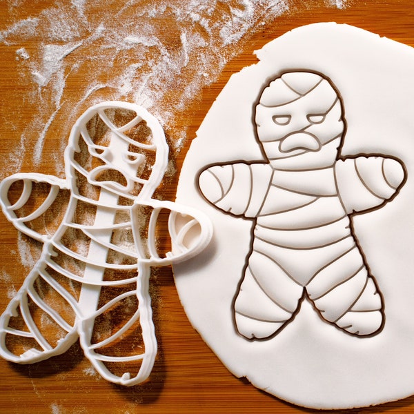 Gingerbread Mummy cookie cutter - Perfect for baking spooky Halloween or Christmas Party treats