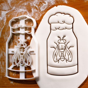 Drosophila cookie cutter - Perfect gift for biologists, microbiologists, geneticists, laboratory technicians, and research scientists