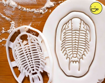 Trilobite cookie cutter | Bakerlogy biscuit cutters extinct marine arachnomorph arthropods fossil Jurassic Trilobita fossilized exoskeleton