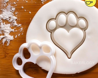 Paw print with Heart Shaped Paw pad cookie cutter | biscuit cutters | puppy paws print dog lover dogs foot prints feet footprint cat cats