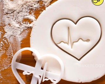 ECG Heart Beat Rhythm cookie cutter | EKG biscuit cookies cutters | Gifts for medical nursing doctor student students | one of a kind | ooak