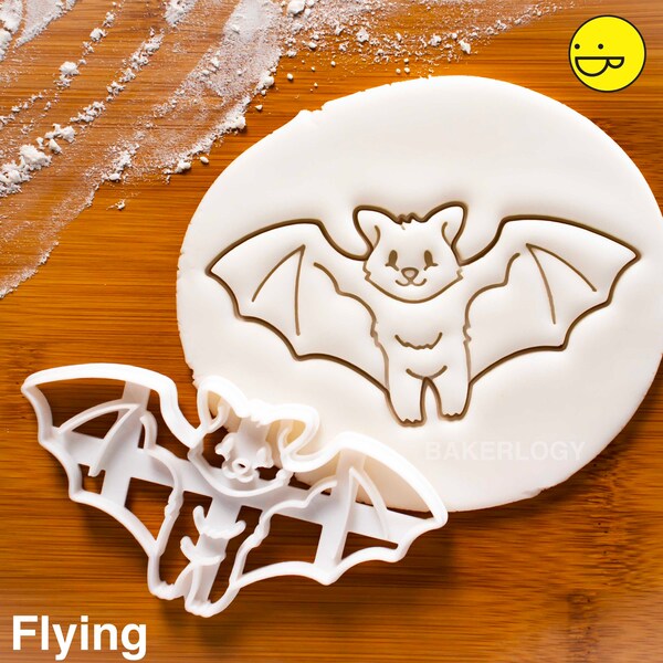 Flying Bat cookie cutter - Bakerlogy biscuit cutters for Halloween party