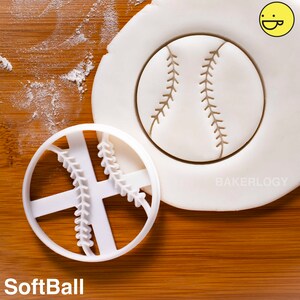 Softball Cookie Cutter | Bakerlogy biscuit cutters team sports sport games party snacks coach pitcher batter outfielder Umpire Strikes glove