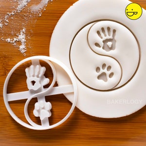 Yin Yang Dog Paw Print and Human Hand cookie cutter | Bakerlogy biscuits cutters zen vet pet dualism cycle martial arts metaphysics sun moon