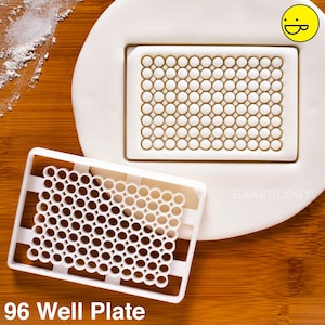 Laboratory 96 Well Plate cookie cutter | Bakerlogy biscuit cutters Petri Dish Microbiology Microbiologist cookies cell culture cycle science