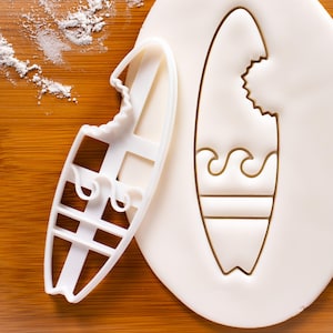 Bitten Surfboard cookie cutter | Shark Attack biscuit cutter | realistic design cookies | great white predator cutters craft ooak |Bakerlogy