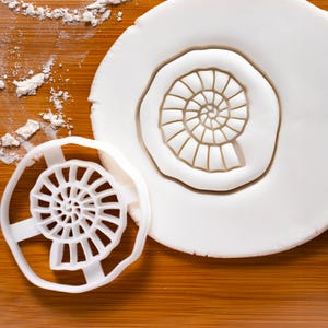 Ammonite Cookie Cutter – Marine Fossil Shell Shape for Paleontology & Earth Science Baking
