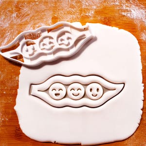3 Peas in a Pod Cookie Cutter: Baby Shower & Friendship Celebration