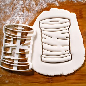 Spool of Thread Cookie Cutter: Sewing Theme Baking