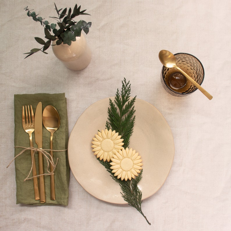 Sunflower cookie cutter Bakerlogy biscuit cutters Flower