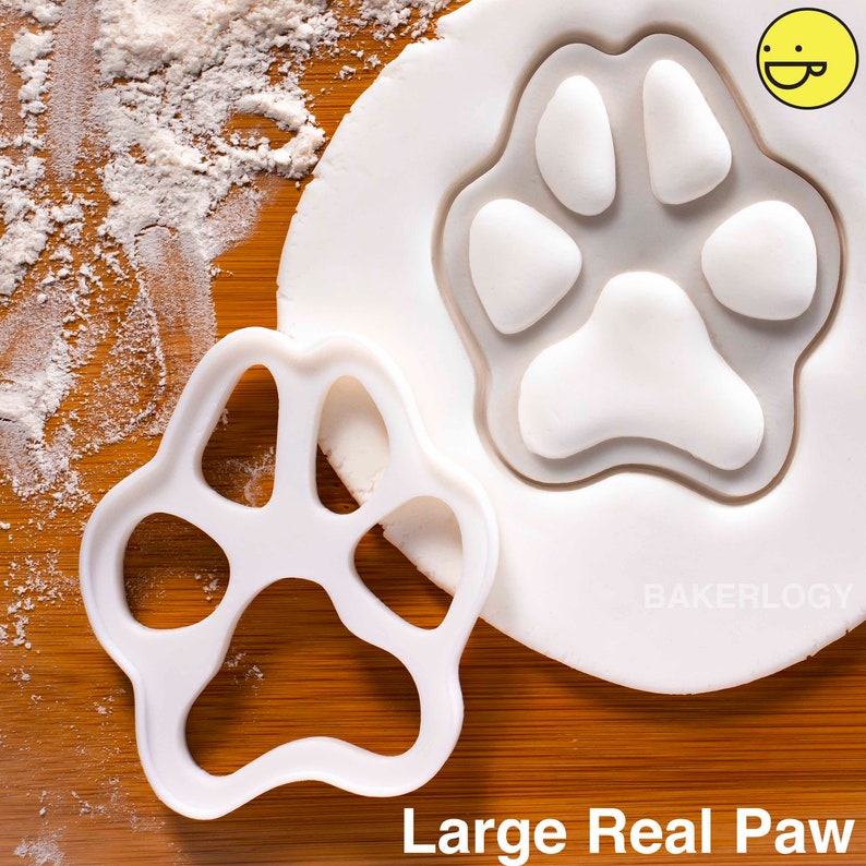 paw prints cookie cutters biscuit cutter heart realistic paws print dog lover gifts dogs cat snacks foot prints feet footprint pup puppy Large Realistic Paw