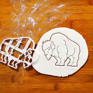 Wood Bison Cookie Cutter – Buffalo Design for Wildlife Baking, Western Parties & Rustic Nature Themes