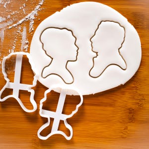 Pride and Prejudice Cookie Cutter – Jane Austen Inspired Literary Romance Baking Gift