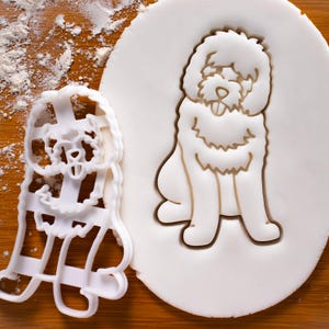 Goldendoodle Cookie Cutter (Full-Body): Dog Breed Portrait Design Treat