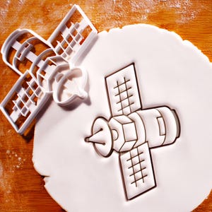 Satellite Cookie Cutter: Space Party & Science Fair Treat